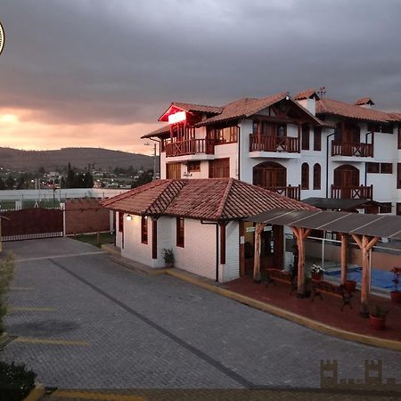 Hosteria El Imperio Real Salcedo Екстериор снимка