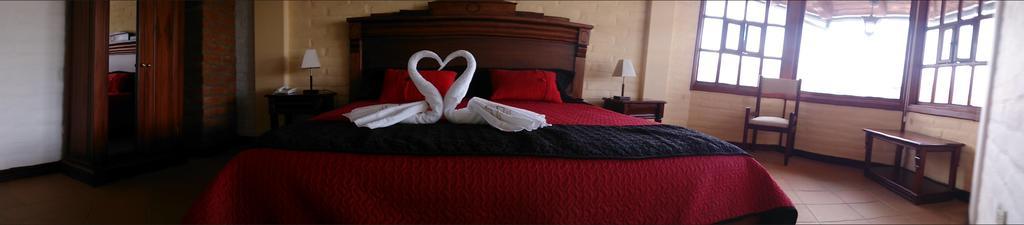 Hosteria El Imperio Real Salcedo Екстериор снимка