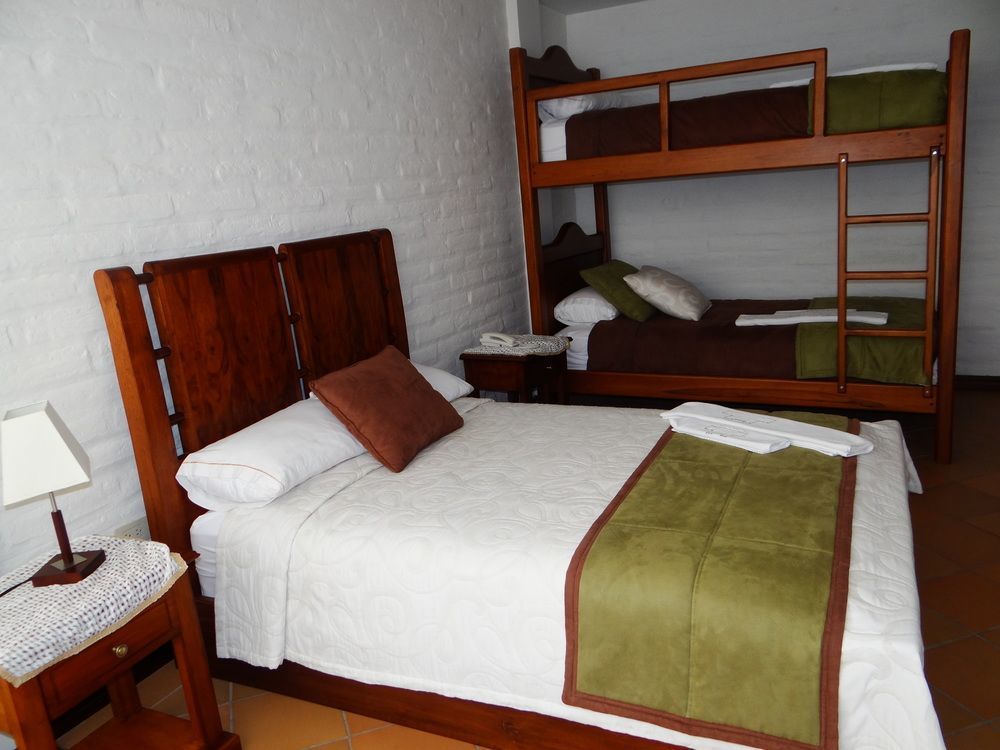Hosteria El Imperio Real Salcedo Екстериор снимка