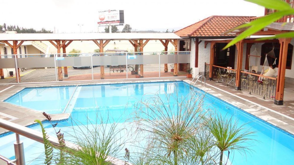 Hosteria El Imperio Real Salcedo Екстериор снимка